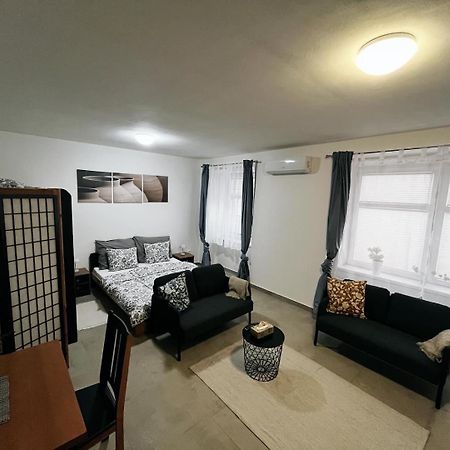 Fara No71 Apart 2 Libice nad Cidlinou Exteriér fotografie